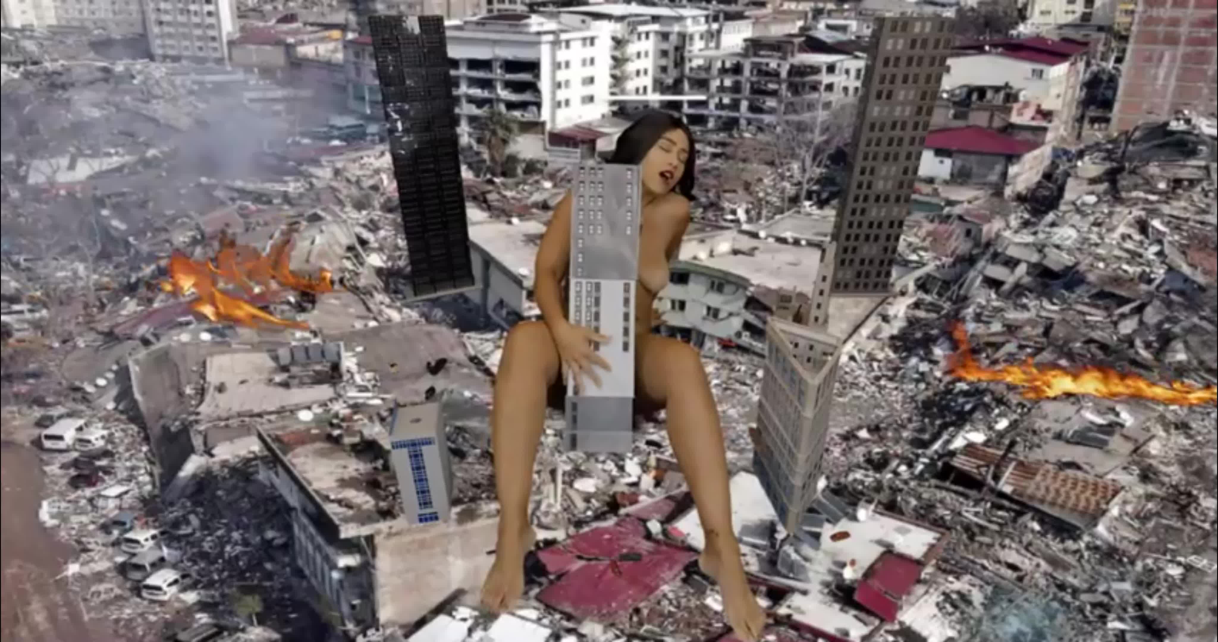 Growth dream giantess