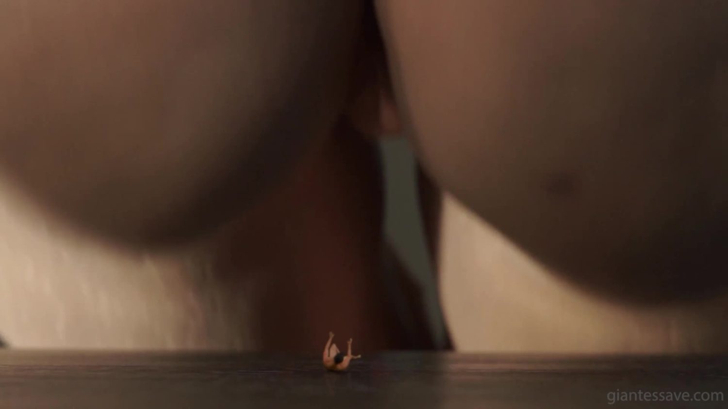 Giantess.mila